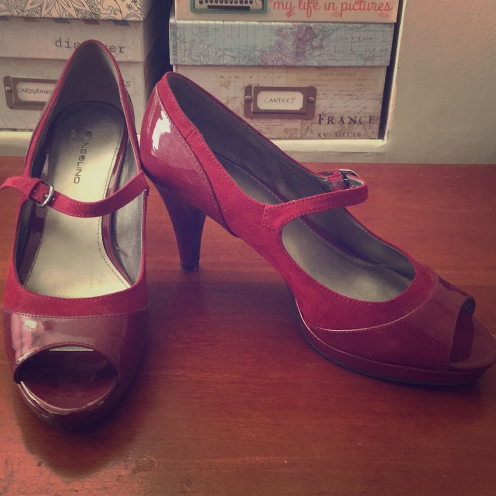 Red suede pump